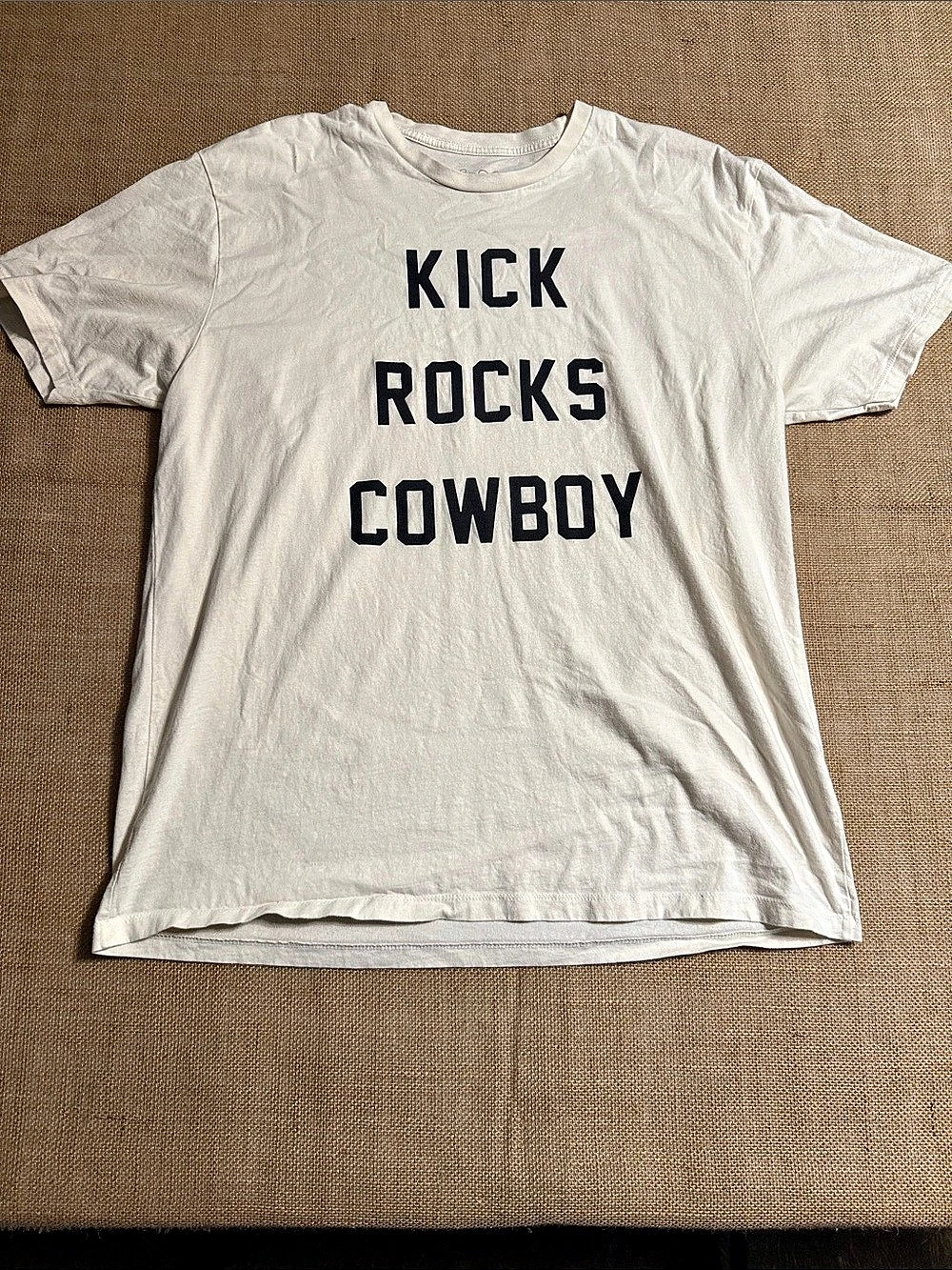 Lotus Fashion Graphic Tee in White XL